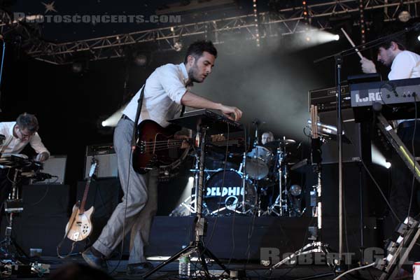 DELPHIC - 2010-06-27 - PARIS - Hippodrome de Longchamp - 